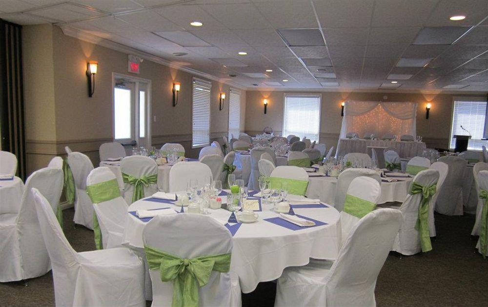 Red Pine Inn & Conference Centre Alliston Luaran gambar